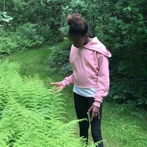 Meet your Posher, Nazha